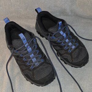 Hiking shoes, Size US 8, Merrell